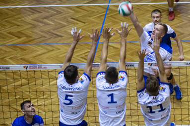 Sobota z 1. Ligą: KS Gwardia Wrocław - MKS Ślepsk Suwałki 1:3