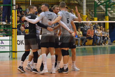 Sobota z 1.Ligą: KS Lechia Tomaszów – Gwardia Wrocław 3:1