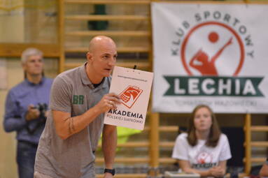 Bartłomiej Rebzda dalej trenerem Lechii