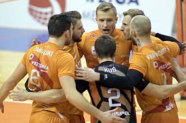 Środa z 1. Ligą: APP Krispol Września - KS Gwardia Wrocław 3:2
