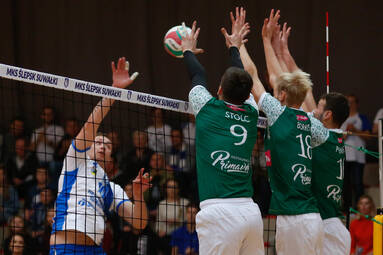 Piątek z 1. Ligą: MKS Ślepsk Suwałki - Tauron AZS Częstochowa 3:0