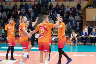 Piątek z 1. Ligą: APP Krispol Września - MKS Ślepsk Suwałki 0:3