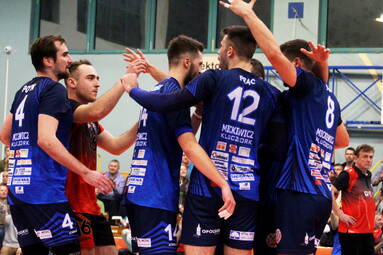 Czwartek z 1. Ligą: UKS Mickiewicz Kluczbork - Stal Nysa 3:2