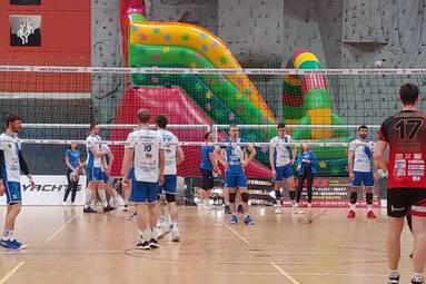 Środa z 1. Ligą: MKS Ślepsk Suwałki - UKS Mickiewicz Kluczbork 3:0