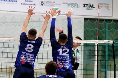 Sobota z 1. Ligą: UKS Mickiewicz Kluczbork - Tauron AZS Częstochowa 2:3