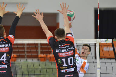 Sobota z 1. Liga: BBTS Bielsko-Biała  - KPS Siedlce 3:0
