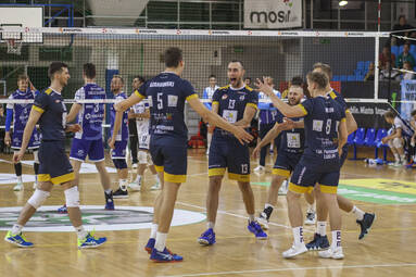 Sobota z KRISPOL 1. Ligą Mężczyzn: Exact Systems Norwid Częstochowa - LUK Politechnika Lublin 3:2