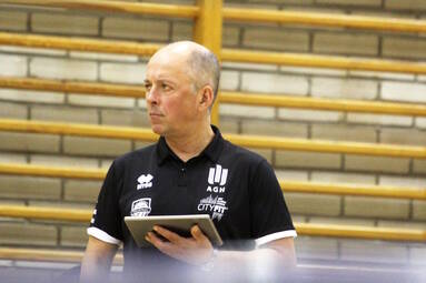 Andrzej Kubacki dalej trenerem AZS AGH Kraków