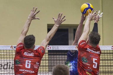 Sobota z KRISPOL 1. Ligą Mężczyzn: KPS Siedlce - KFC Gwardia Wrocław 3:0