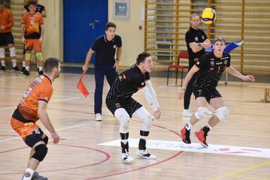 Sobota z KRISPOL 1. Ligą Mężczyzn: SPS Chrobry Głogłów - AZS AGH Kraków 0:3