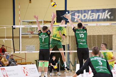 Sobota z KRISPOL 1. Ligą Mężczyzn: SMS PZPS I Spała - Lechia Tomaszów Mazowiecki 1:3 