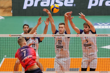 KFC Gwardia Wrocław - SMS PZPS I Spała