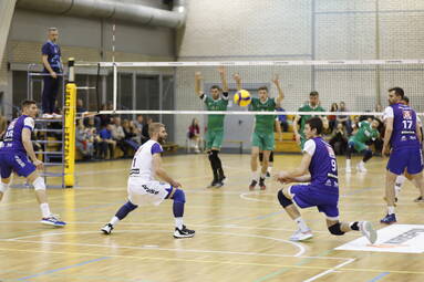 Sobota z KRISPOL 1. Ligą Mężczyzn: AZS AGH Kraków - KFC Gwardia Wrocław 3:1
