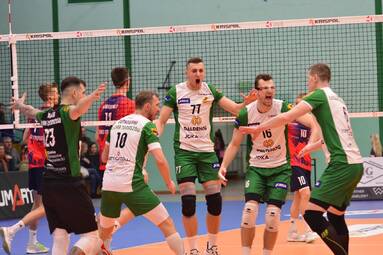 Sobota z KRISPOL 1. Ligą: Lechia Tomaszów Mazowiecki - SMS PZPS I Spała 3:1