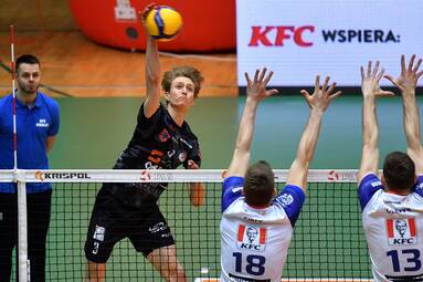Sobota z KRISPOL 1. Ligą: KFC Gwardia Wrocław - KPS Siedlce 3:1