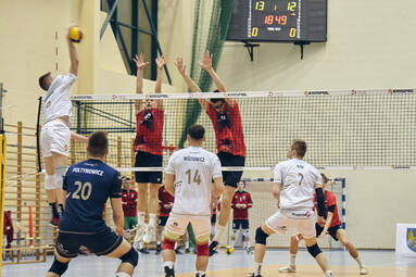 Środa z KRISPOL 1. Ligą Mężczyzn: ZAKSA Strzelce Opolskie - SMS PZPS I Spała 3:2