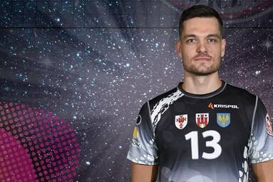 Łukasz Szablewski na kolejny rok w Mickiewiczu
