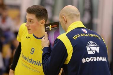 Artur Sługocki dalej w Avii