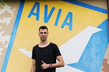Damian Boruch w Avii