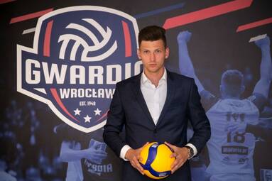 Mateusz Siwicki siatkarzem KFC Gwardia