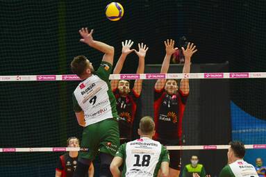 Niedziela z TAURON 1. Ligą: Lechia Tomaszów Mazowiecki - BAS Białystok 3:2