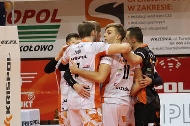 Czwartek z TAURON 1. Ligą: KRISPOL Września - eWinner Gwardia Wrocław 3:1