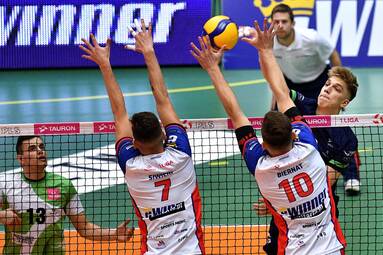 Piątek z TAURON 1. Ligą: eWinner Gwardia Wrocław - MCKiS Jaworzno 3:0