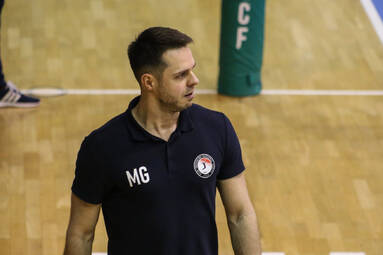 Mateusz Grabda dalej trenerem KPS-u Siedlce