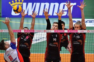 Sobota z TAURON 1. Ligą: eWinner Gwardia Wrocław - BAS Białystok 3:1