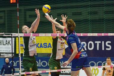 Piątek z TAURON 1. Liga: Lechia Tomaszów Mazowiecki - ZAKSA Strzelce Opolskie 3:1