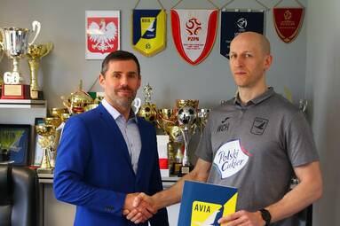 Trener Witold Chwastyniak z nowym kontraktem