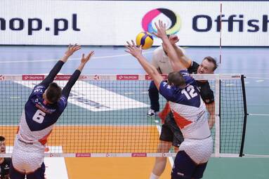 Czwartek z TAURON 1. Liga: Chemeko-System Gwardia Wrocław - KRISPOL Września 2:3