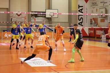Sobota z TAURON 1. Ligą: KRISPOL Września - Polski Cukier Avia Świdnik 2:3