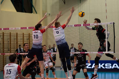 Czwartek z TAURON 1. Ligą: ZAKSA Strzelce Opolskie - AZS AGH Kraków 0:3