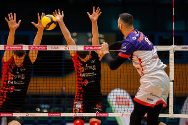 Niedziela z TAURON 1. Ligą: Chemeko-System Gwardia Wrocław - KPS Siedlce 1:3