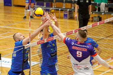 Galeria z meczu Chemeko-System  Gwardia Wrocław - Olimpia Sulęcin