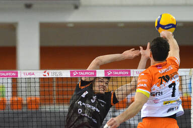 Czwartek z TAURON 1. Ligą Mężczyzn: BBTS Bielsko-Biała - KRISPOL Września 3:1