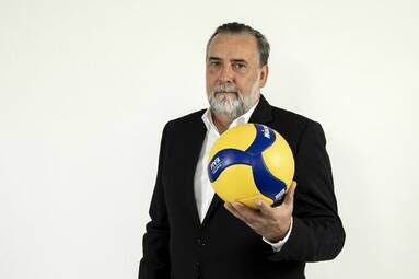 Robert Wardak: cały czas stawiamy na siatkówkę