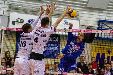Sobota z TAURON 1. Ligą: Exact Systems Norwid Częstochowa - MKST Astra Nowa Sól 3:1