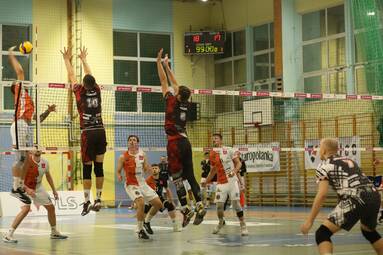 Sobota z TAURON 1. Ligą Mężczyzn: SPS Chrobry Głogów - Mickiewicz Kluczbork 2:3
