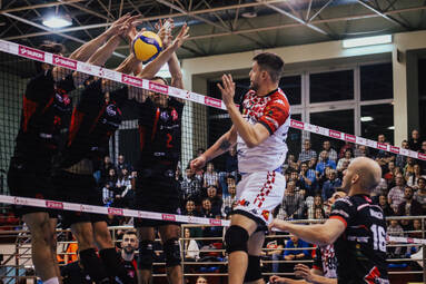 Sobota z TAURON 1. Ligą Mężczyzn: PSG KPS Siedlce - Chemeko-System Gwardia Wrocław 1:3