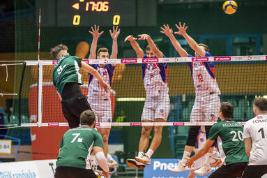 Niedziela z TAURON 1. Ligą: Chemeko-System Gwardia Wrocław - Legia Warszawa 3:0