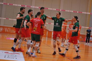 Galeria z meczu KRISPOL Września - Lechia Tomaszów Mazowiecki 