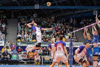 Niedziela z TAURON 1. Ligą: Chemeko-System Gwardia Wrocław - Olimpia Sulęcin 3:0