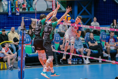 Środa z TAURON 1. Ligą Mężczyzn: Chemeko-System Gwardia Wrocław - AZS AGH Kraków 3:0