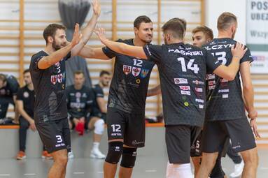 W meczu Olimpia Sulęcin - KKS Mickiewicz Kluczbork, gospodarze przegrali 1:3 [ZDJĘCIA]