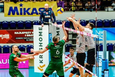 Długi mecz MCKiS Jaworzno z Lechia Tomaszów Mazowiecki [ZDJĘCIA]