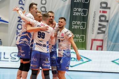 Piątek z TAURON 1. Ligą: MKST Astra Nowa Sól - Gwardia Wrocław 3:0