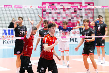 Sobota z TAURON 1. Ligą: REA BAS Białystok - Gwardia Wrocław 3:1
