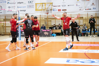 Czwartek z TAURON 1. Ligą: REA BAS Białystok - KKS Mickiewicz Kluczbork 2:3